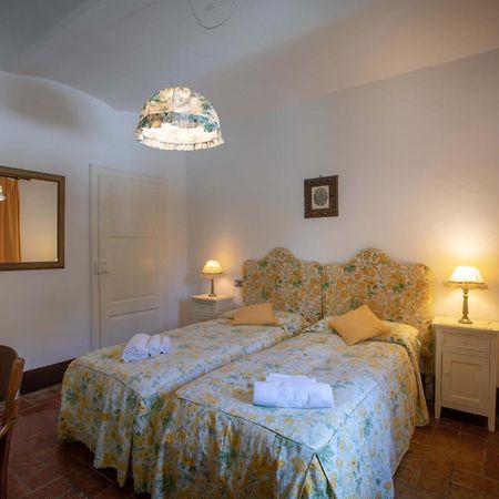 Вілла Castello Santa Cristina Grotte di Castro Екстер'єр фото
