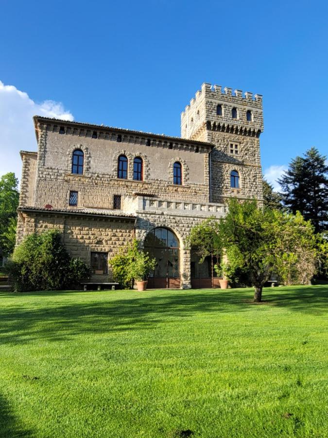 Вілла Castello Santa Cristina Grotte di Castro Екстер'єр фото